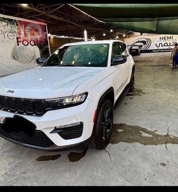 جيب جراند شيروكي 2024 للبيع في العراق - الموصل